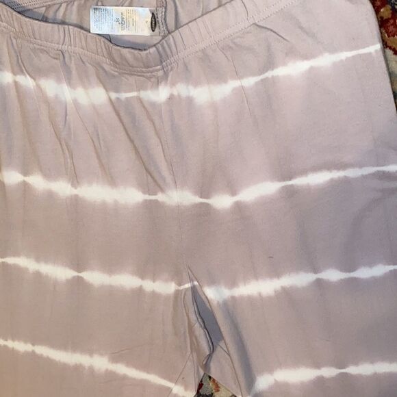 Old Navy Tie Dye Striped Leggings! - Picture 3 of 8